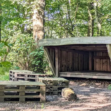 6 Person In Грам